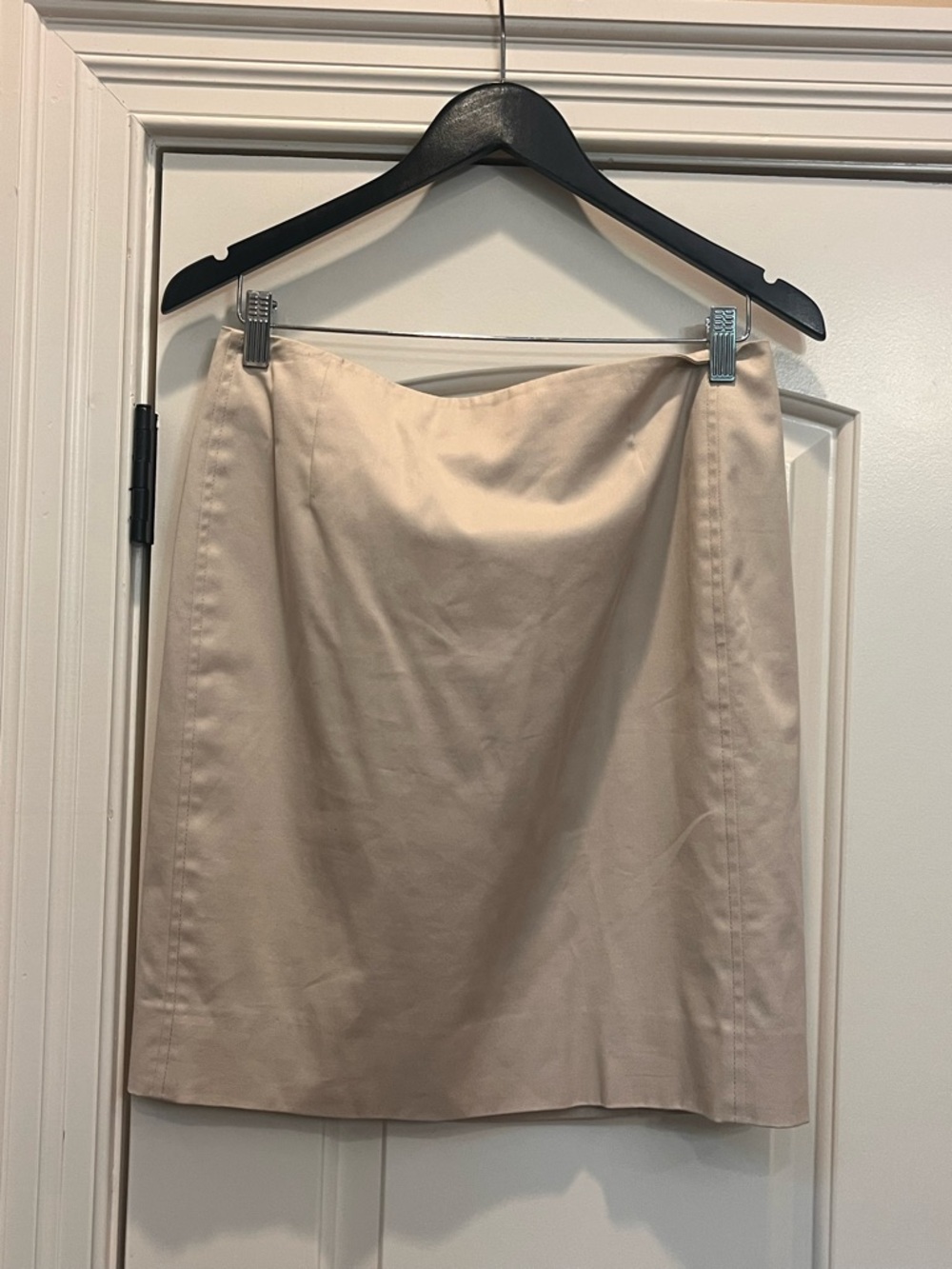 Akris Punto Classic Cream/Beige A-Line Women's Skirt